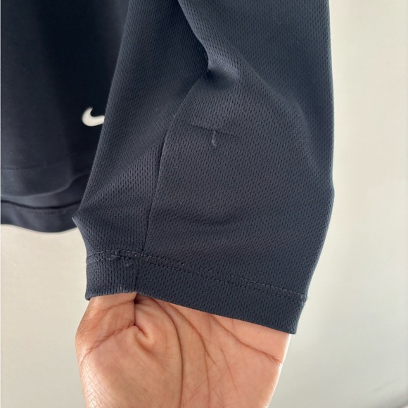 Nike Workout Top - Picture 2 of 4